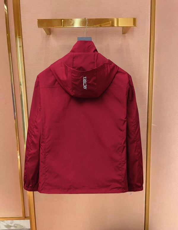 ブランドジャケット背面デザイン